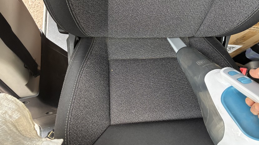 black+decker hhvi315jo42 - the crevice tool isn't particularly long, but it can still remove...