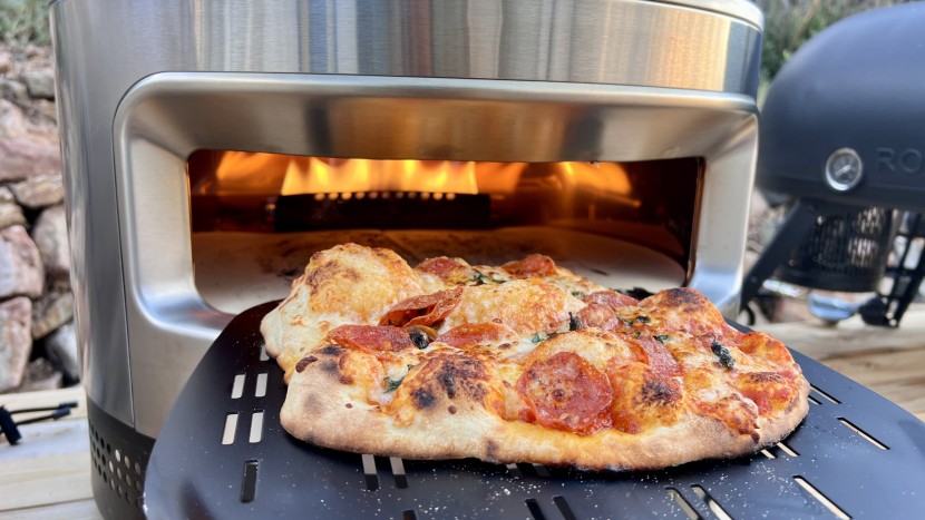 solo stove pi prime - a good neapolitan-style pizza should have a bubbly crust and should...