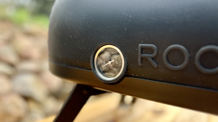 gozney roccbox - the thermocouple (thermometer) integrated into the base of the oven...