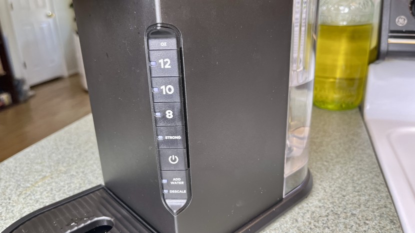 keurig coffee maker - the k-express has three cup sizes and a strong brew option.