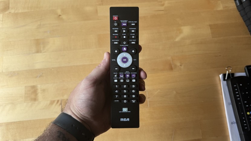 universal remote - the rca rcr003rwd universal remote offers simple, reliable control...