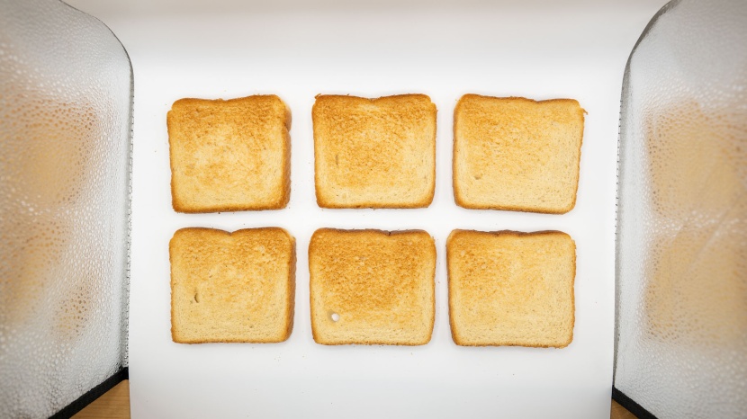 black+decker extra wide crisp n&#039; bake - there was some unevenness when toasting this model, but it can be...