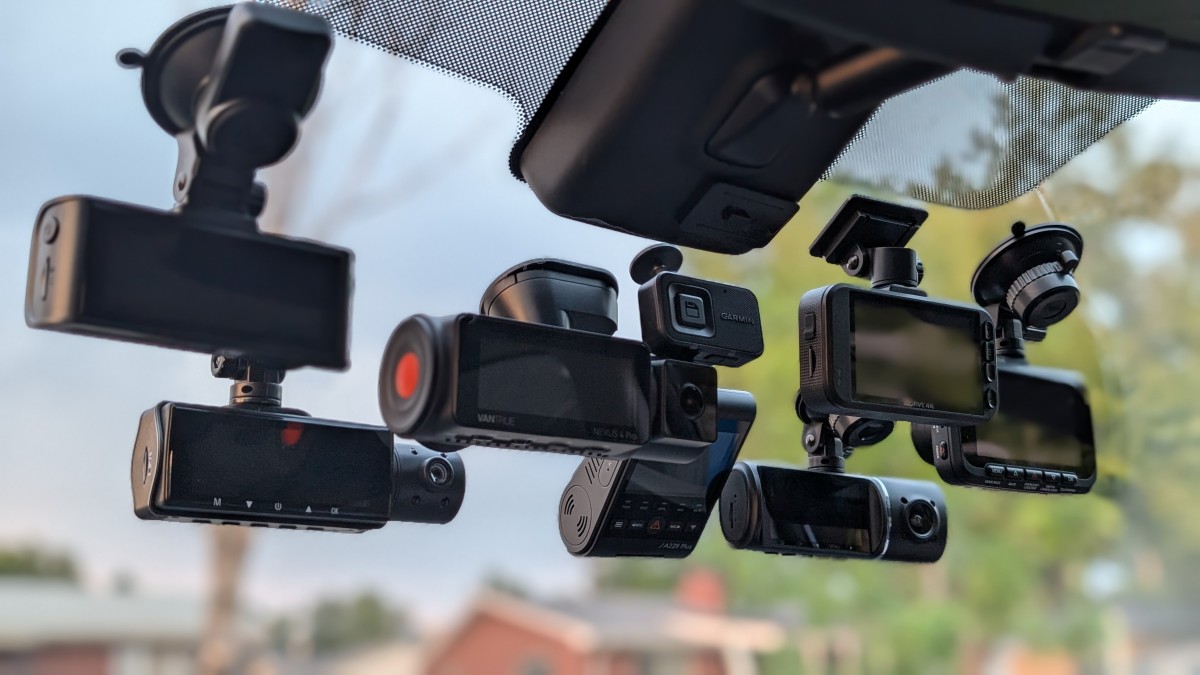 Best Dash Cam Review (Dash Cam 2025 Group Shot)