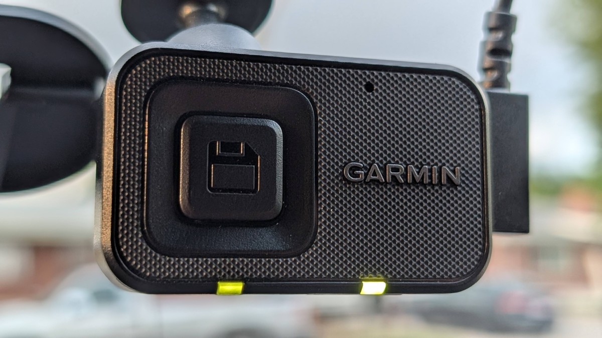 Garmin Mini 3 Review (The Garmin Mini 3's interface (of the physical unit) is as minimalist as it comes. You'll need to adjust settings...)