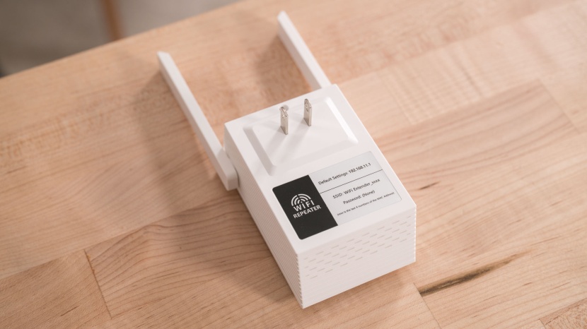 wifi extender - the placement of the joylantern wifi extender&#039;s plugs also makes it...