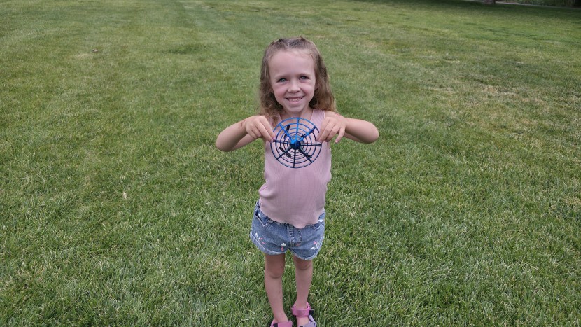 force1 scoot toy - the erratic and playful flight of the force1 scoot toy makes it a...