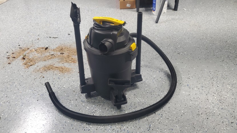 stanley 6-gallon - while the attachments all store securely on the casters, the hose...