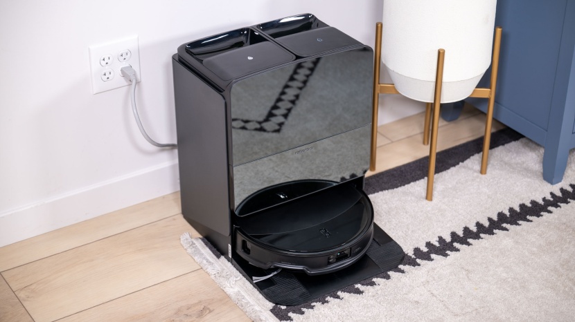 roborock saros 10r - the roborock saros 10r has a clean and sleek look, though the dock...