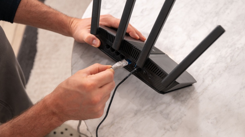 asus rt-be58u be3600 wifi 7 - the rt-be58u be3600 appeals to power users and busy everyday folks...