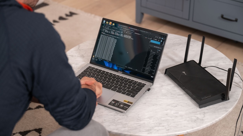 tp-link archer be230 be3600 wifi 7 - using iperf3 software, we thoroughly monitor exactly how well a...