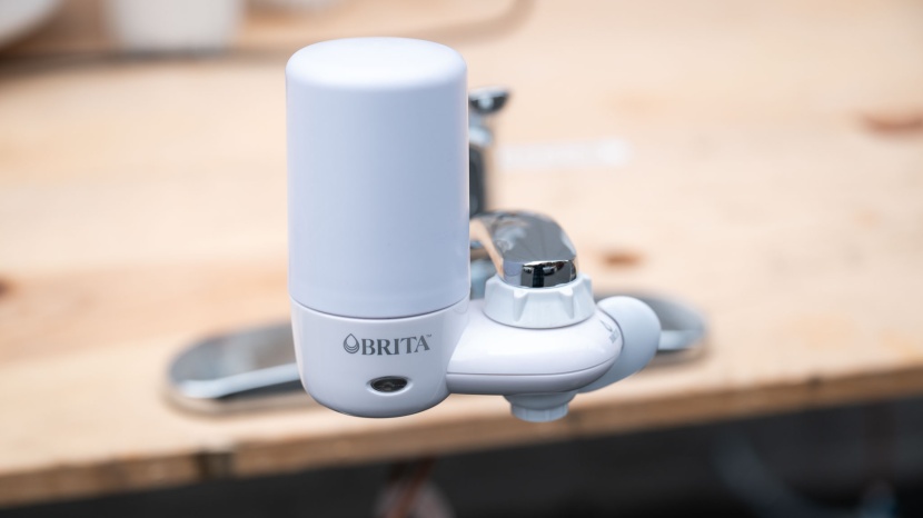 brita elite advanced faucet - the brita elite is a bit bulkier than other faucet filters we...