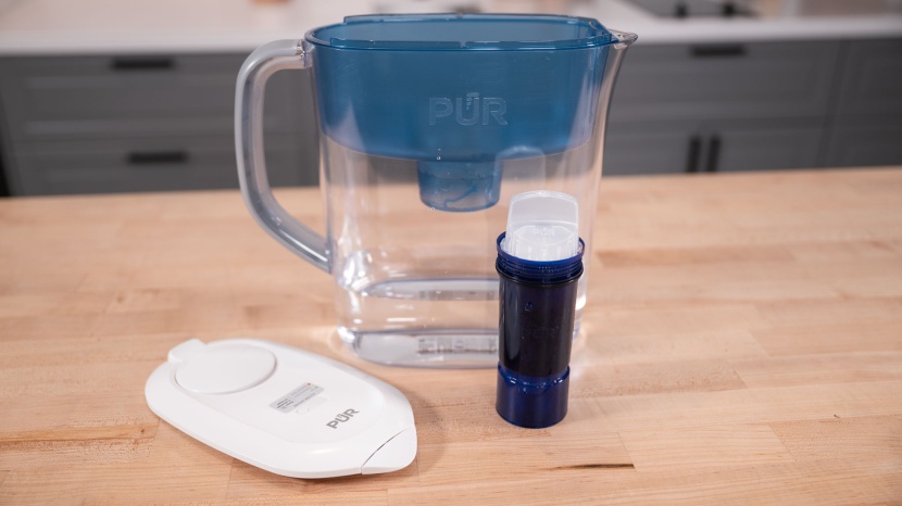 pur plus 11-cup pitcher - the pur plus pitcher has a filter replacement light that will let...