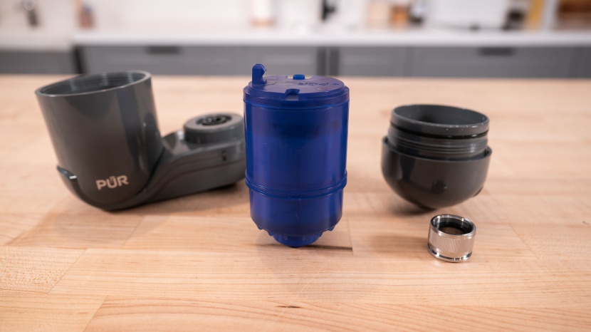 pur plus vertical faucet - the pur faucet filter has very few parts to manage.