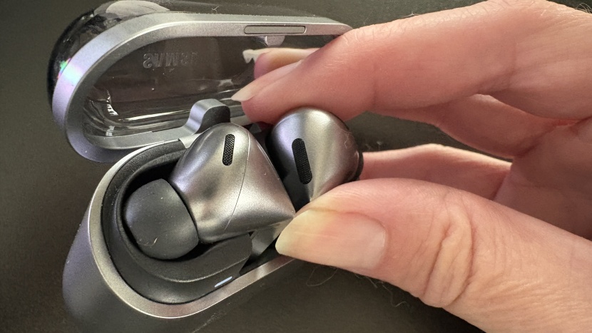 samsung galaxy buds3 pro - removing the buds from the samsung case requires finesse and...
