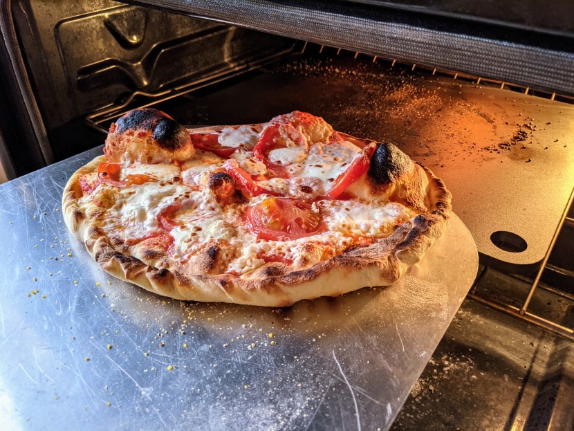 pizza oven - instead of ordering out, imagine baking pizzas that look this good...