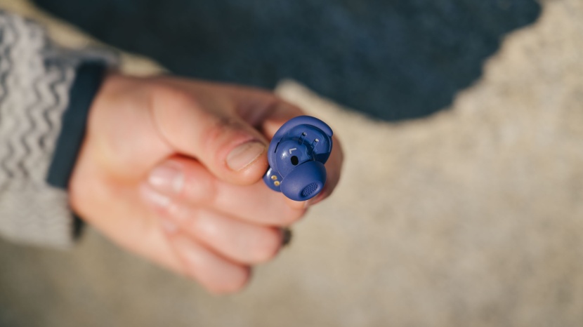 bose quietcomfort ultra (gen 2) earbuds - the ultra gen 2 buds are bulky and fit larger ears better than...