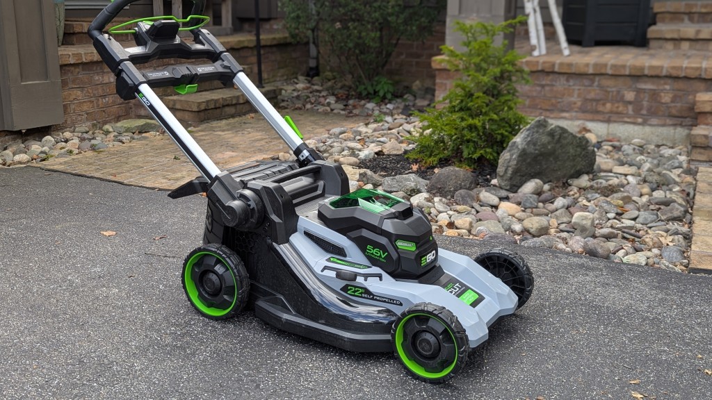 ego power+ 1000 lm2236sp - the ego 2236 is a fully-featured battery mower that boasts a 22"...
