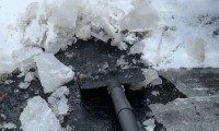 snow shovel