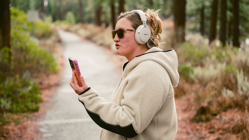 bose quietcomfort ultra (2nd gen) headphones - we enjoyed making phone calls using the ultra 2nd gen.