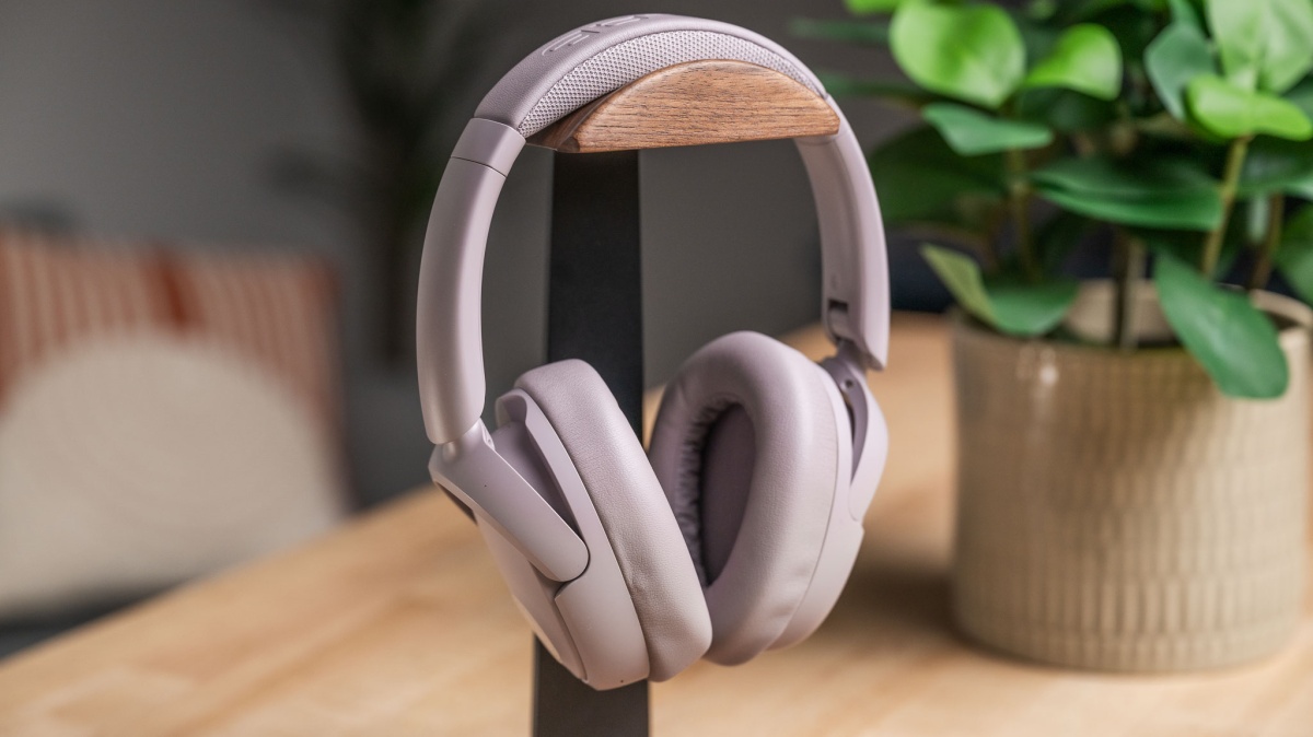 JLab JBuds Lux ANC Review