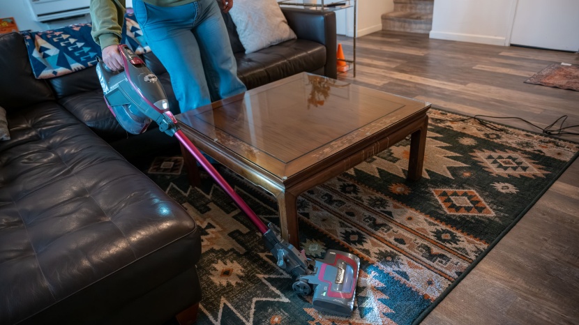 shark rocket pro dlx corded - though it's a corded design, this little guy was decently...