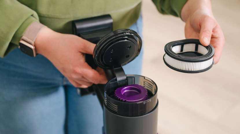 eureka cordless reacticlean 410 - the filtration system on the reacticlean 410 is among the best...