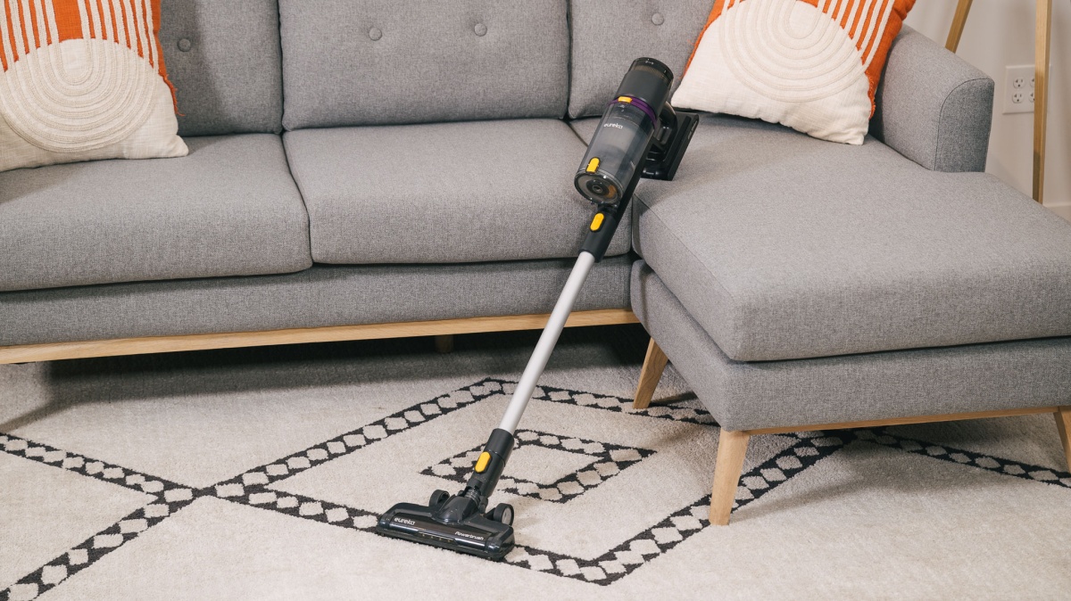 Eureka Cordless ReactiClean 410 Review