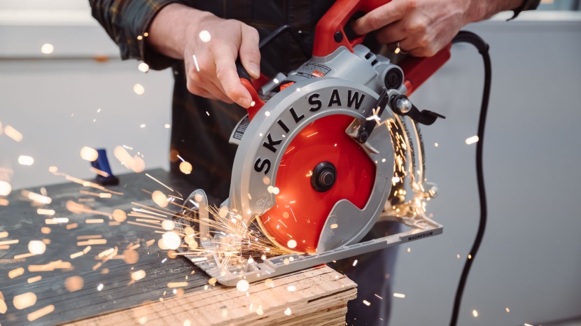 skil spt77wml-01 - the skil spt77wml-01 is one of the fastest metal-cutting saws we've...