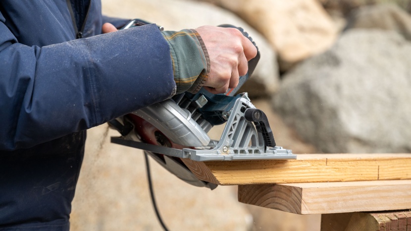circular saw - the quick-release lever on the front of the bosch cs10 makes blade...