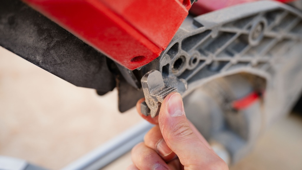 this small metal piece can be flipped to allow you to quickly engage...