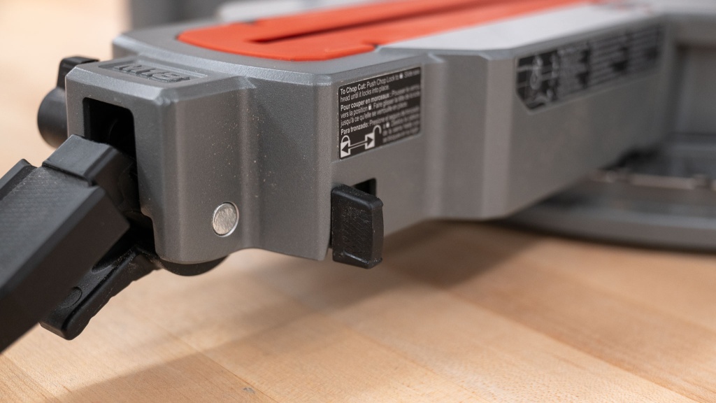 this small black lever on the milwaukee m18 fuel 10-inch dual bevel...