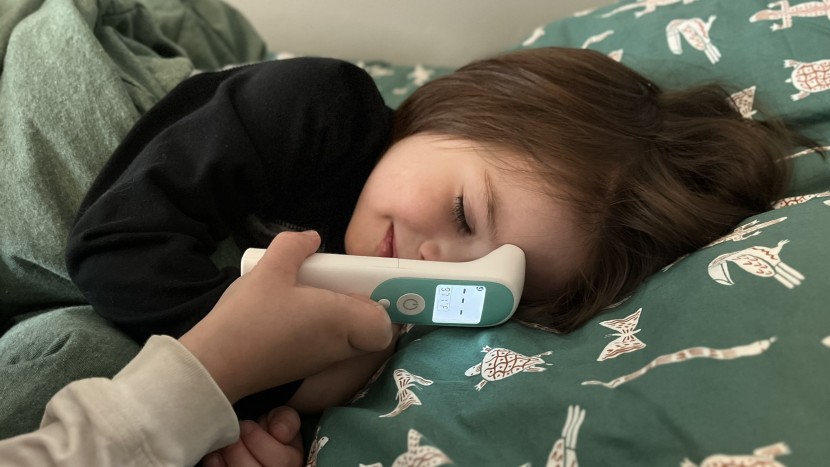 frida baby 3-in-1 - the frida baby needs direct skin contact, which increases the risk...