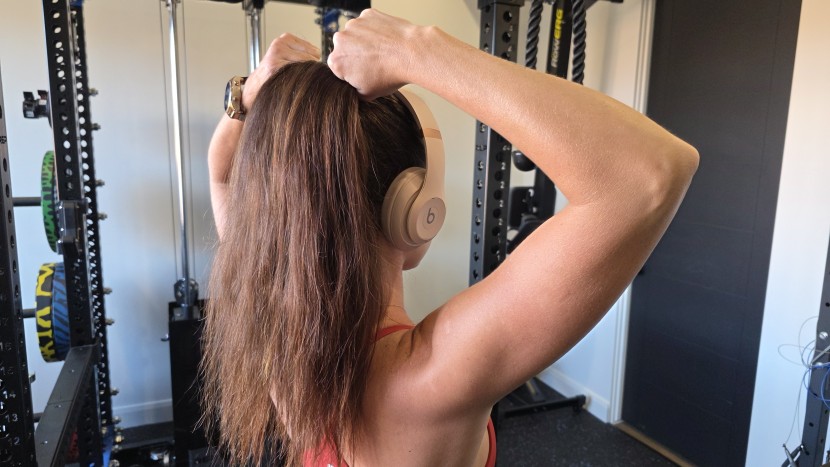 workout headphones - although the sound was alluring, these couldn&#039;t stay on doing much...