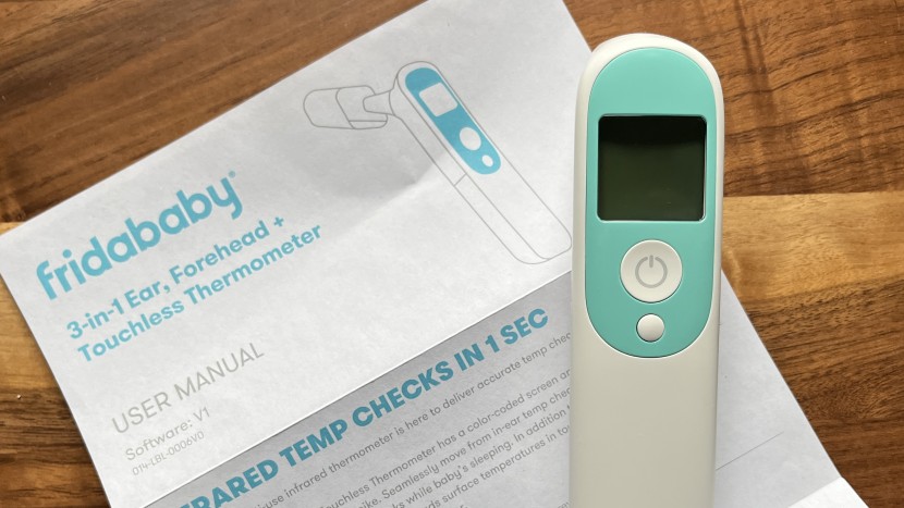 frida baby 3-in-1 - the controls aren't clearly labelled, so we had to read the manual...