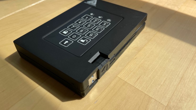 apricorn aegis padlock fortress fips 140-2 level 2 - not only is this unit swift, but it&#039;s also slick.