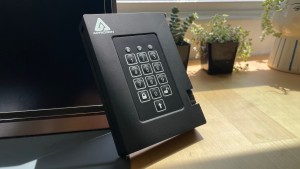 apricorn aegis padlock fortress fips 140-2 level 2