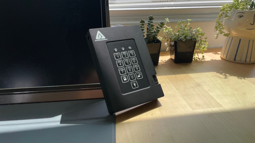 apricorn aegis padlock fortress fips 140-2 level 2 - the aegis fortress is one of the highest performing hdds we tested...