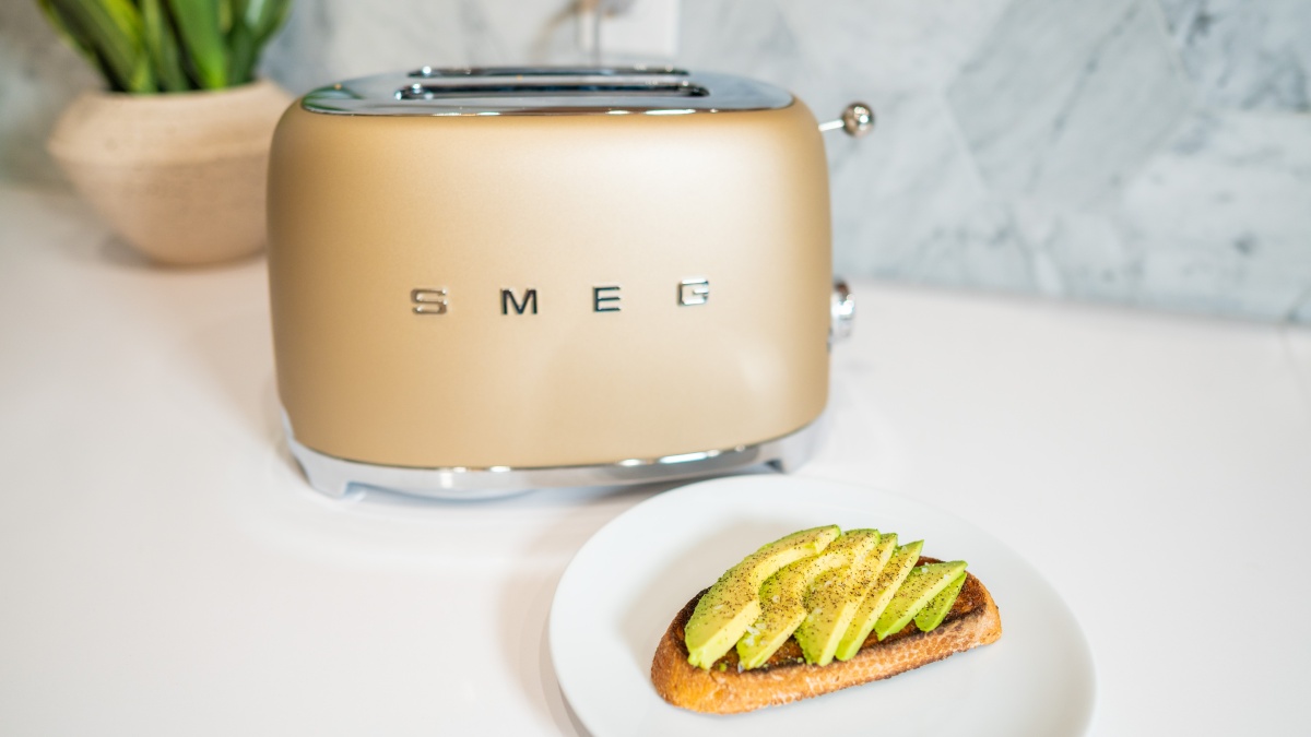 Smeg 2-Slice Review