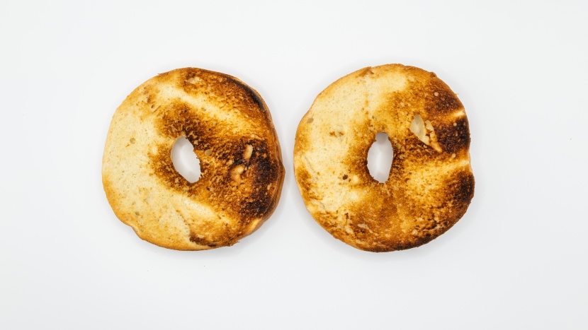 Cuisinart CPT-122 photo comparison