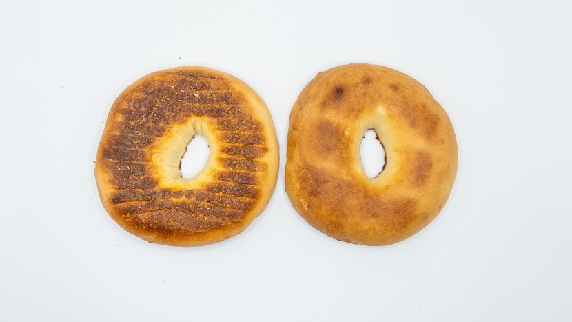 Cuisinart CPT-122 photo comparison