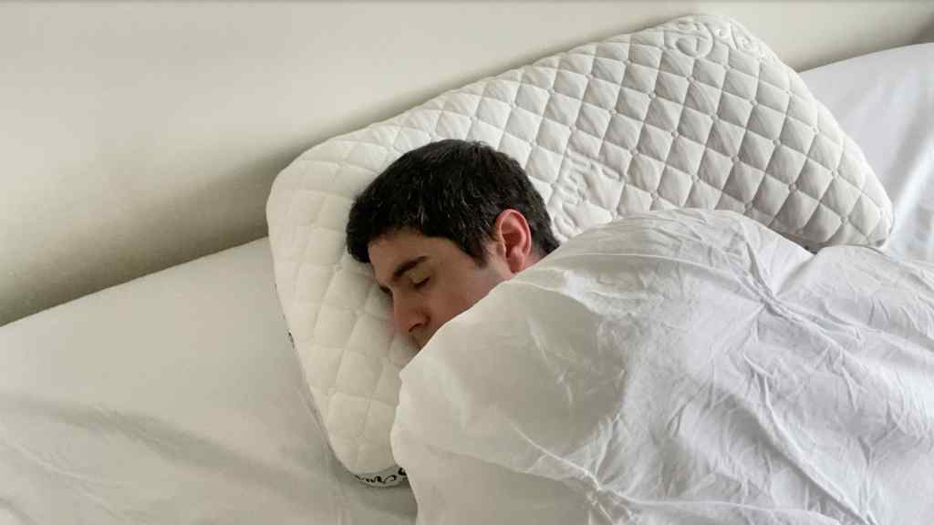 Xtreme Comforts Pillow Review 2023, Bed Pillows